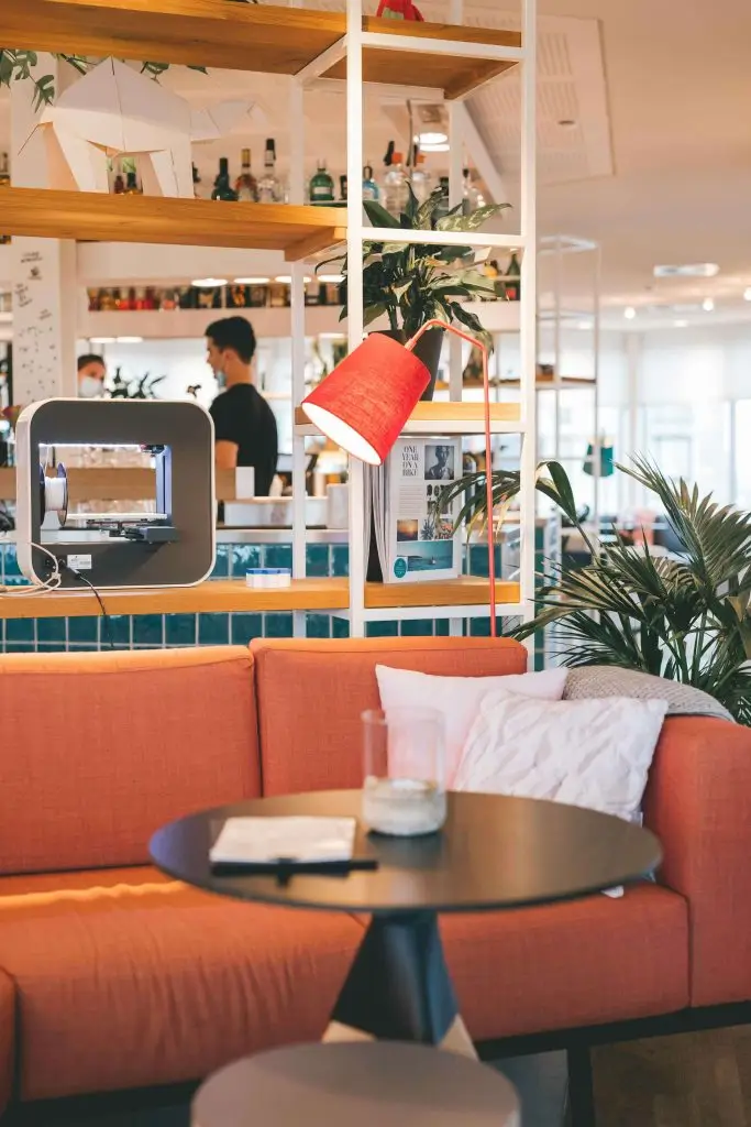 Oranje interieur